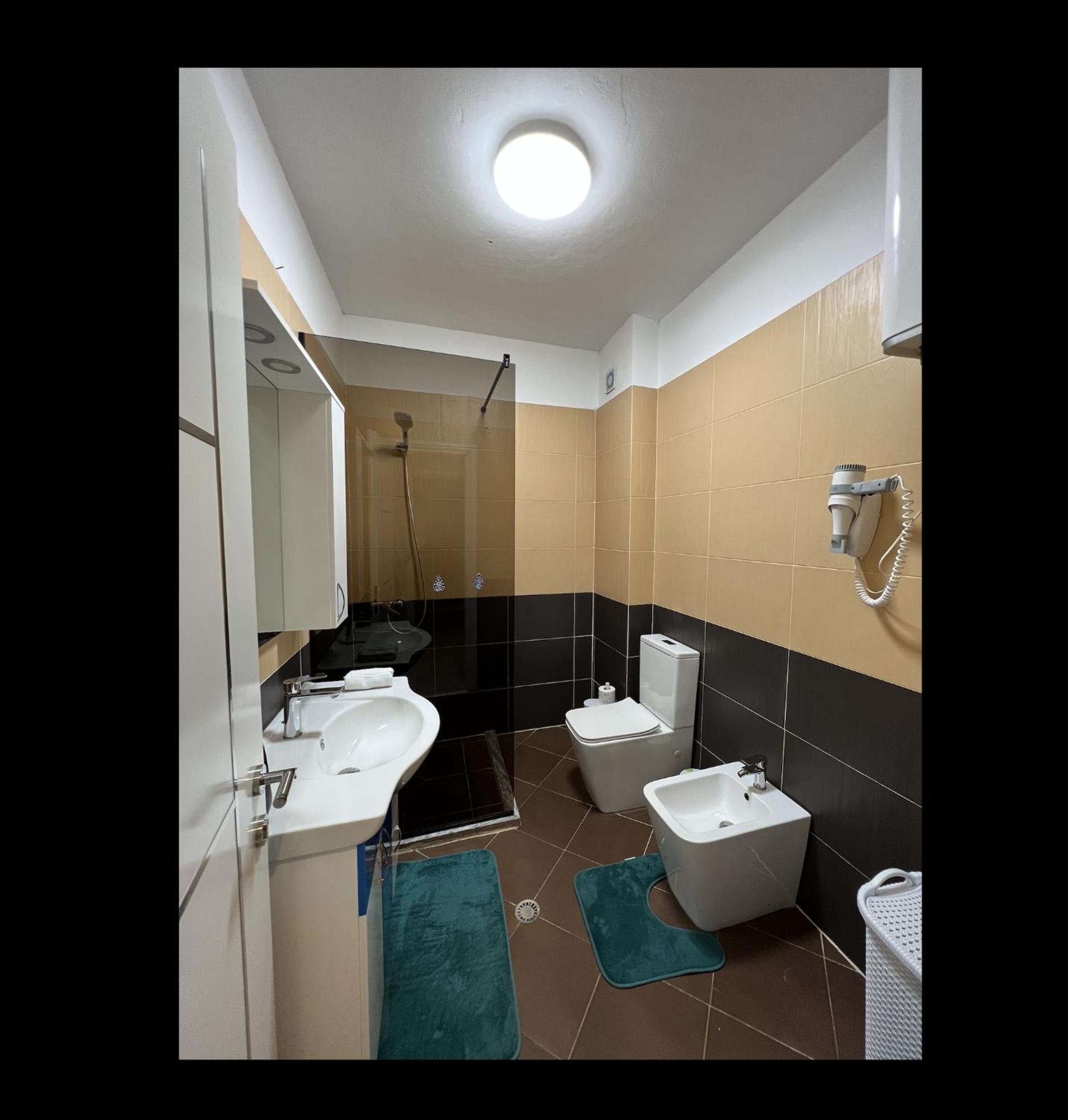 Bmb Apartament Durres Ngoại thất bức ảnh
